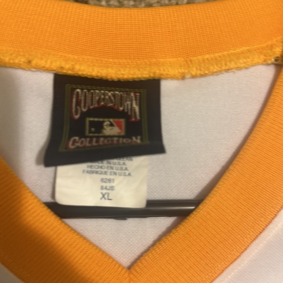 San Diego Padres majestic cooperstown collection jersey - Picture 3 of 6